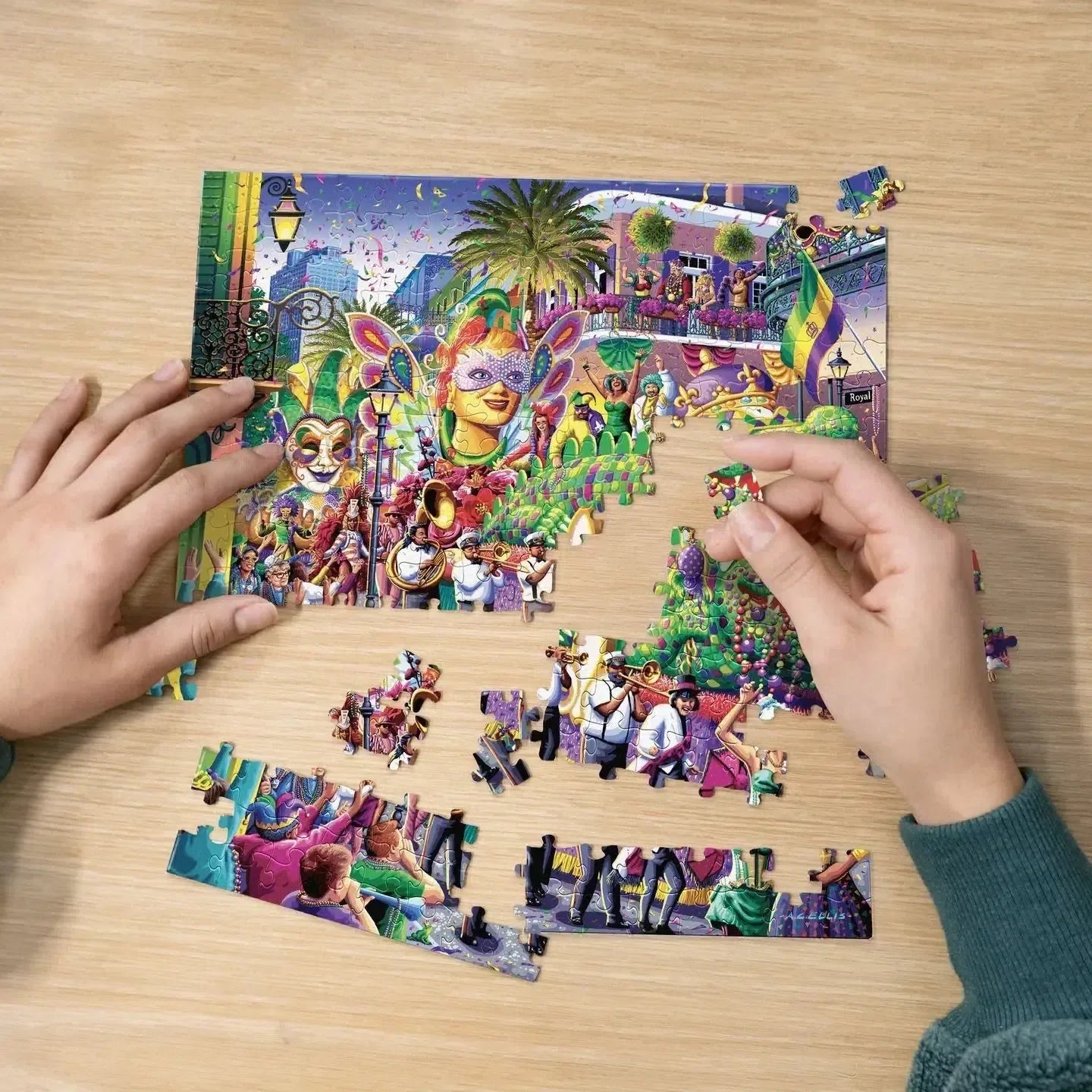 New Orleans Mardi Gras 210 Piece Jigsaw Puzzle Boardwalk - BIG FRENCHIES