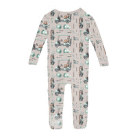 Print Convertible Sleeper with Zipper in Latte Golf