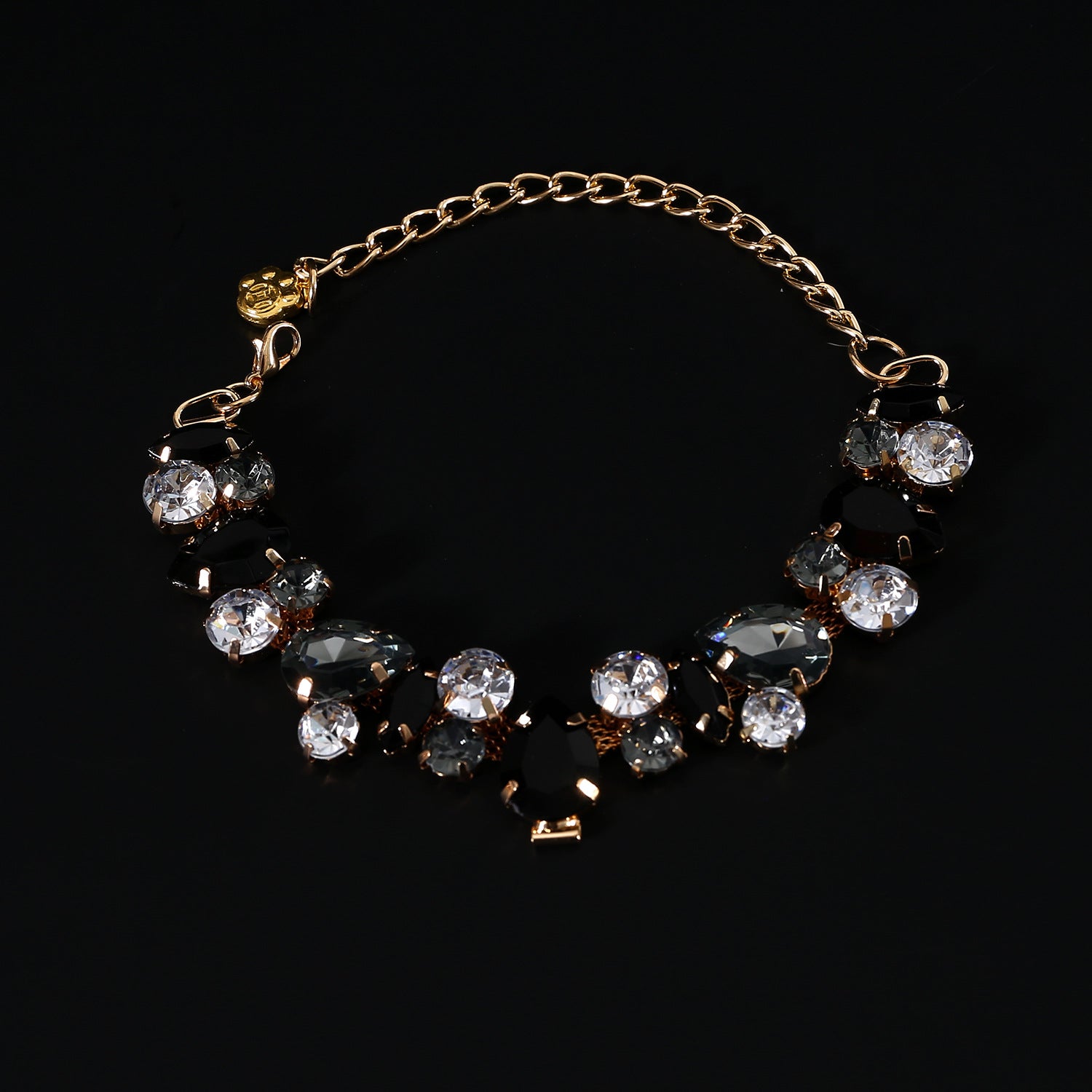 Luxury Pet Necklace – Crystal Beads & Adjustable Chain