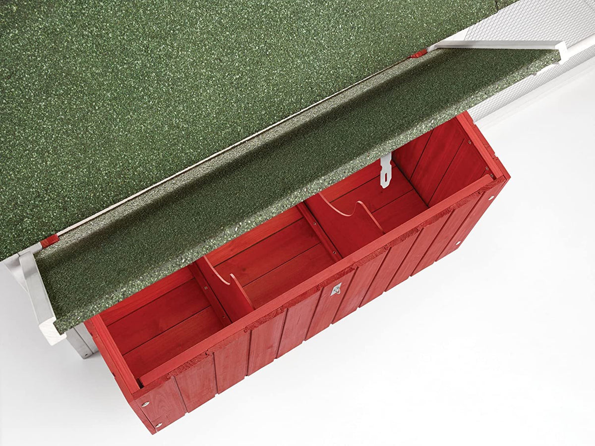 Prevue Pet Products 465 Barn Chicken Coop with Protected Run, Roosting Bars and 3-Slot Nest Box for 4 to 6 Hens
