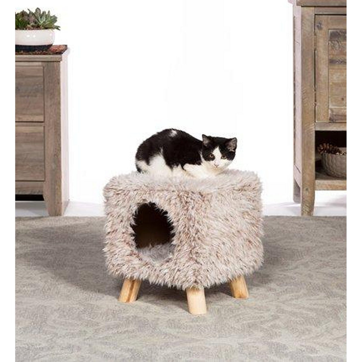 Prevue Pet Products Kitty Power Cozy Cube 7380 Frost Tan Shag Cat Hideaway on Wooden Legs, Holds 100 lb