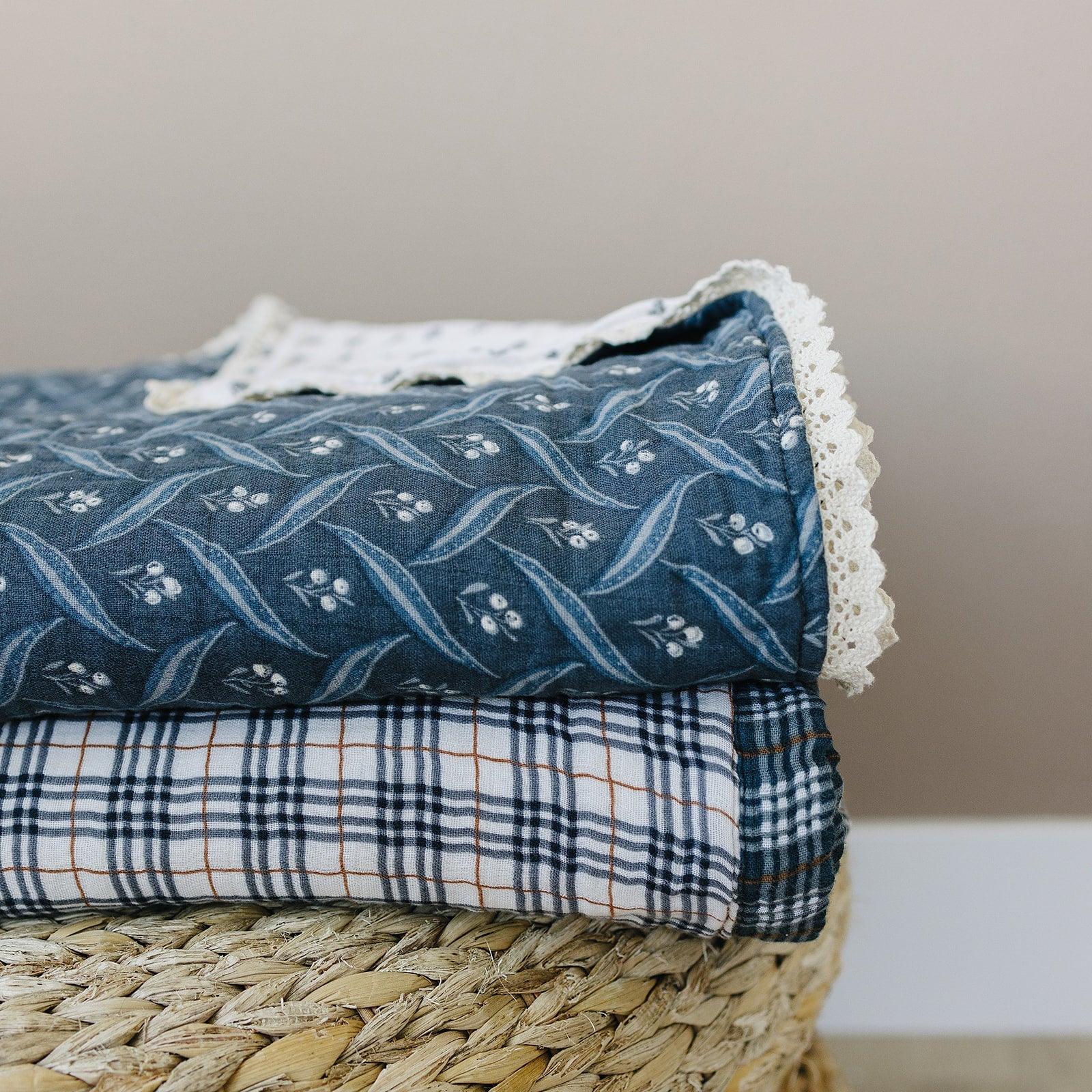 Navy Berry + Cream Berry Lace Twin Muslin Quilt - BIG FRENCHIES