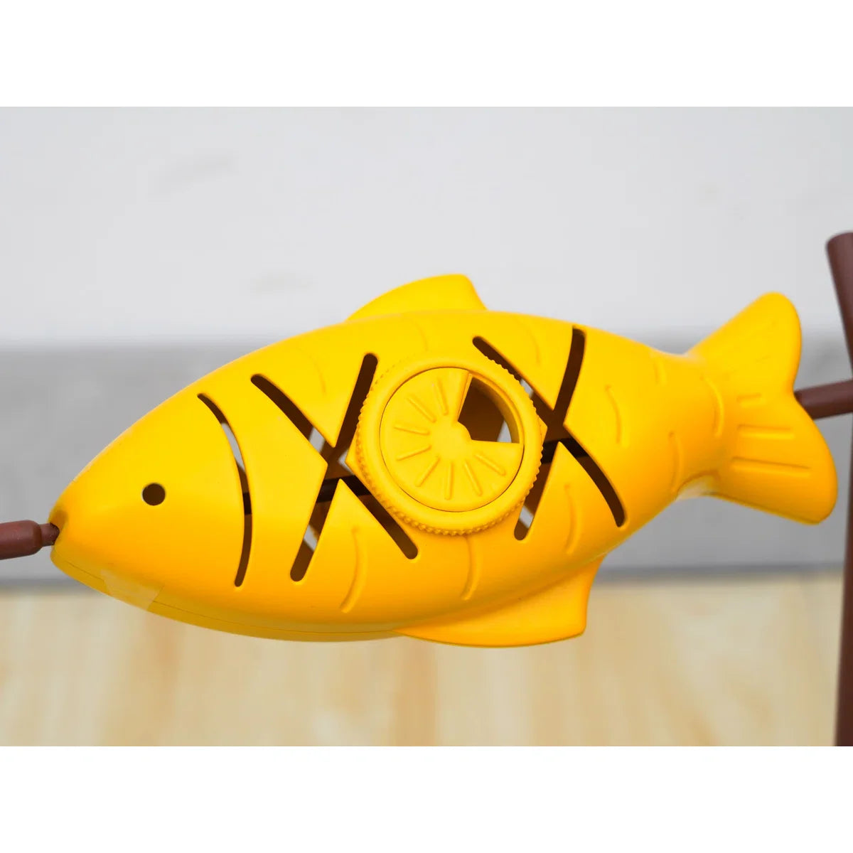 Interactive Cat Treat Dispenser & Slow Feeder – Grilled Fish Puzzle Toy - BIG FRENCHIES