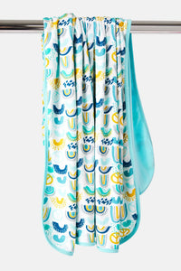 Stretchy Oversized Blanket - Rainbows Blue - BIG FRENCHIES
