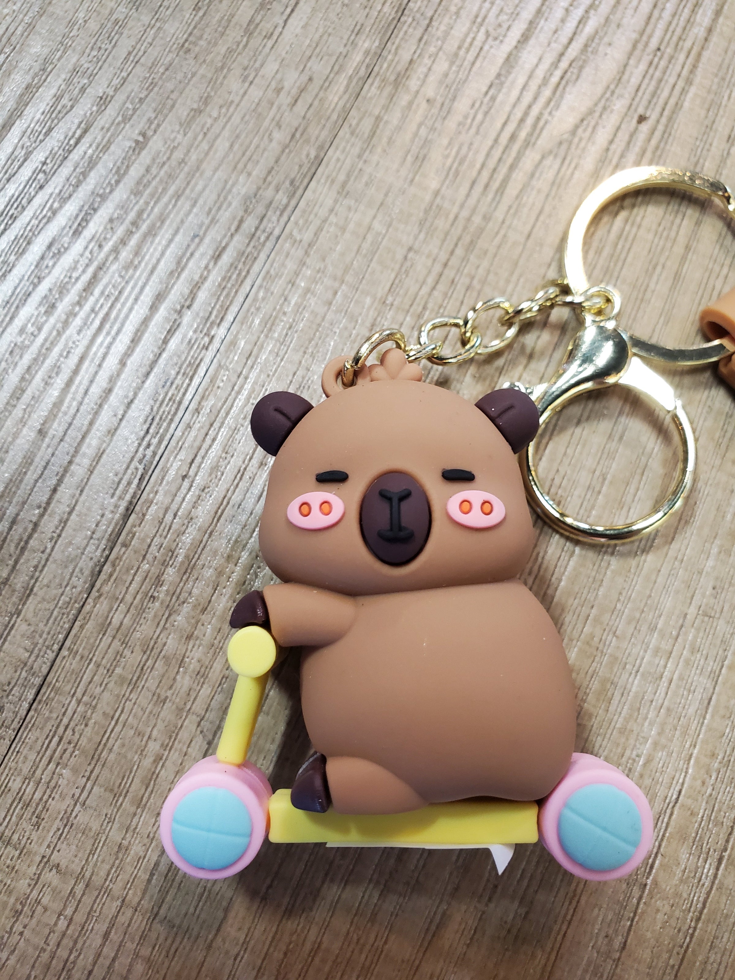 Capybara Bag Clip w/Keychain