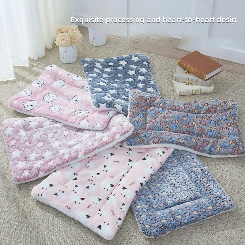 Flannel Pet Sleeping Mat & Dog Bed – Soft, Washable, and Durable - BIG FRENCHIES