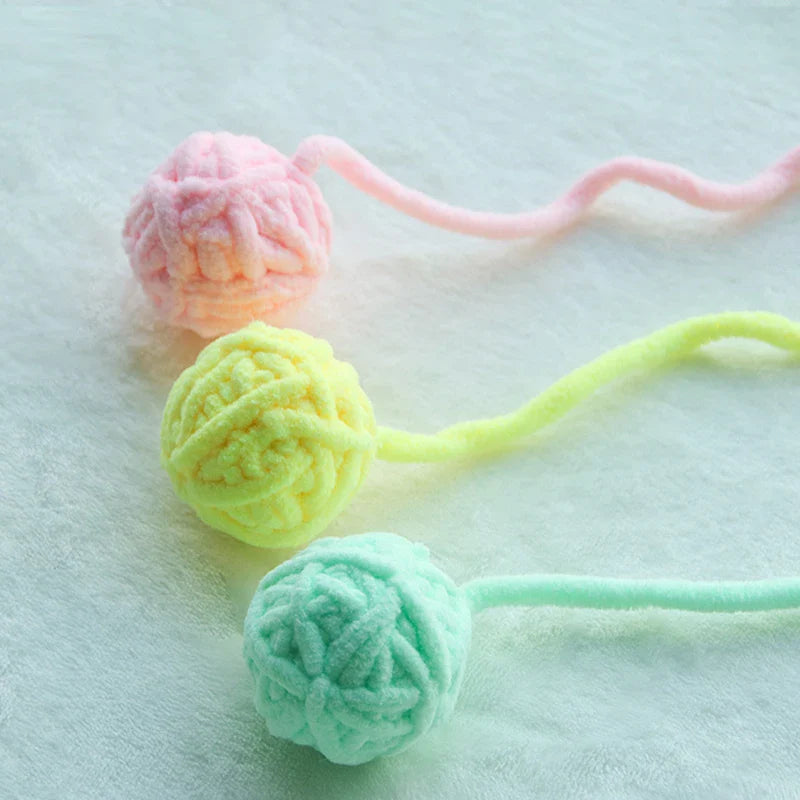 Colorful Yarn Ball Cat Toys with Bell - BIG FRENCHIES