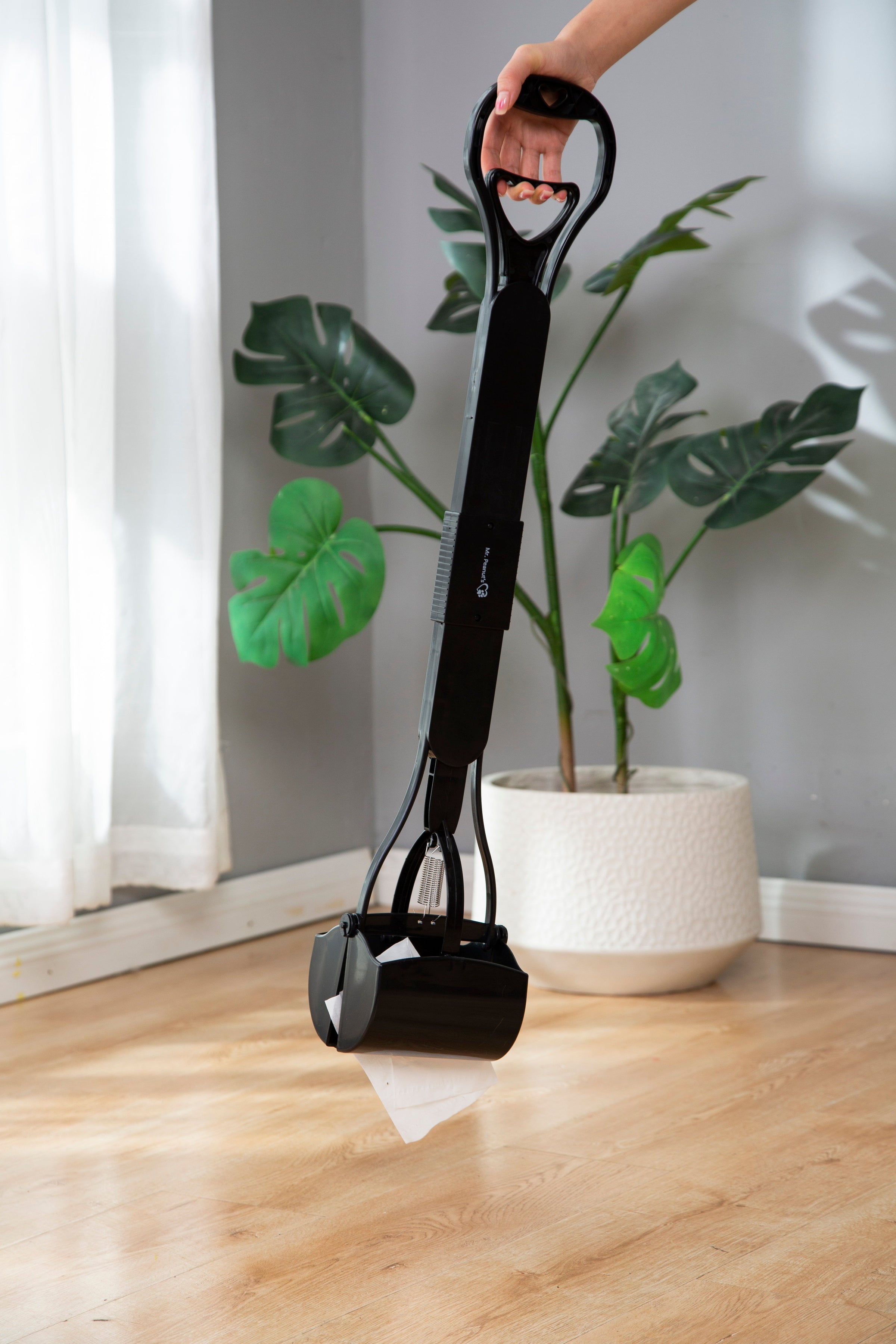 Mr. Peanut's 32" Tall Profile Pooper Scooper - BIG FRENCHIES