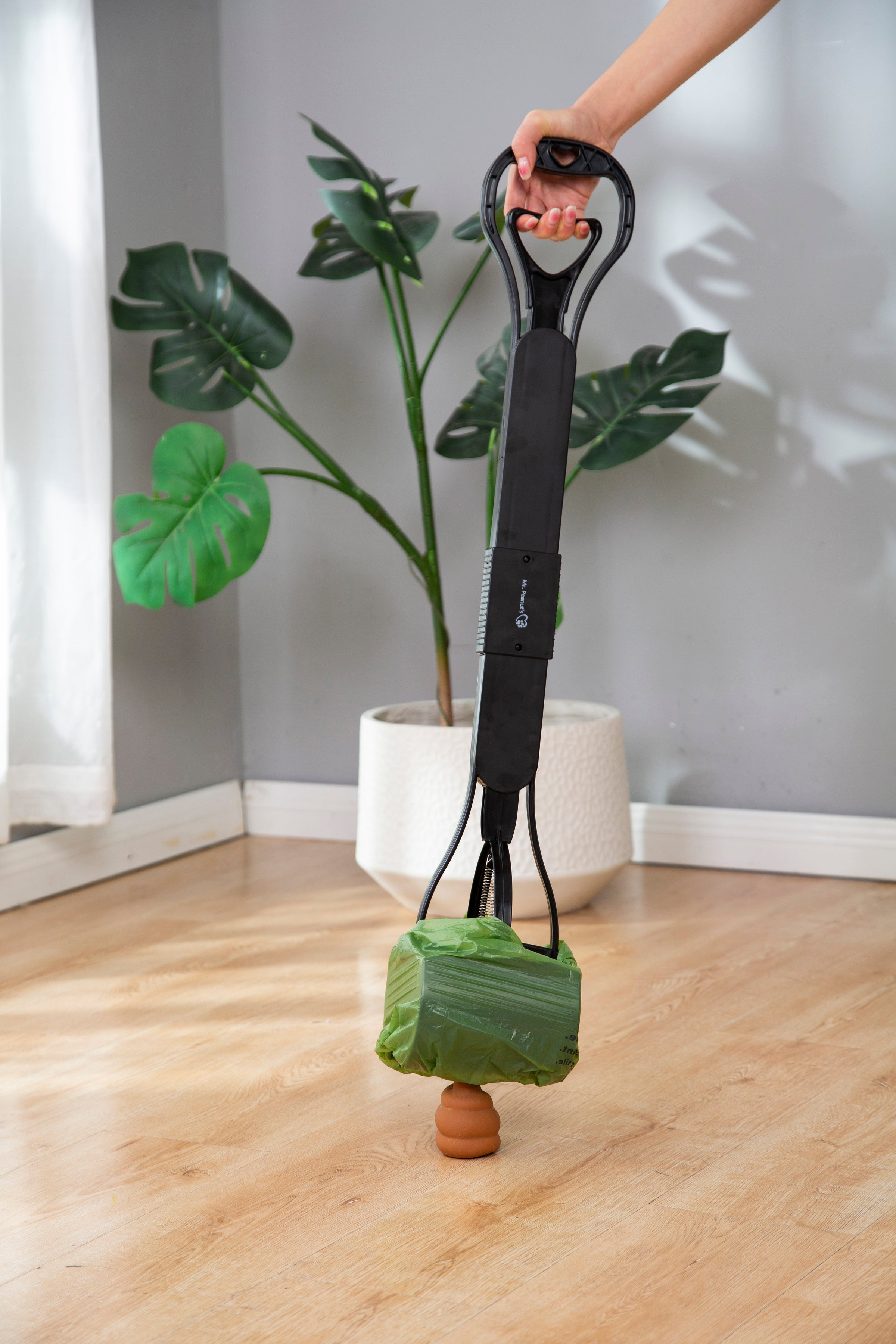 Mr. Peanut's 32" Tall Profile Pooper Scooper - BIG FRENCHIES