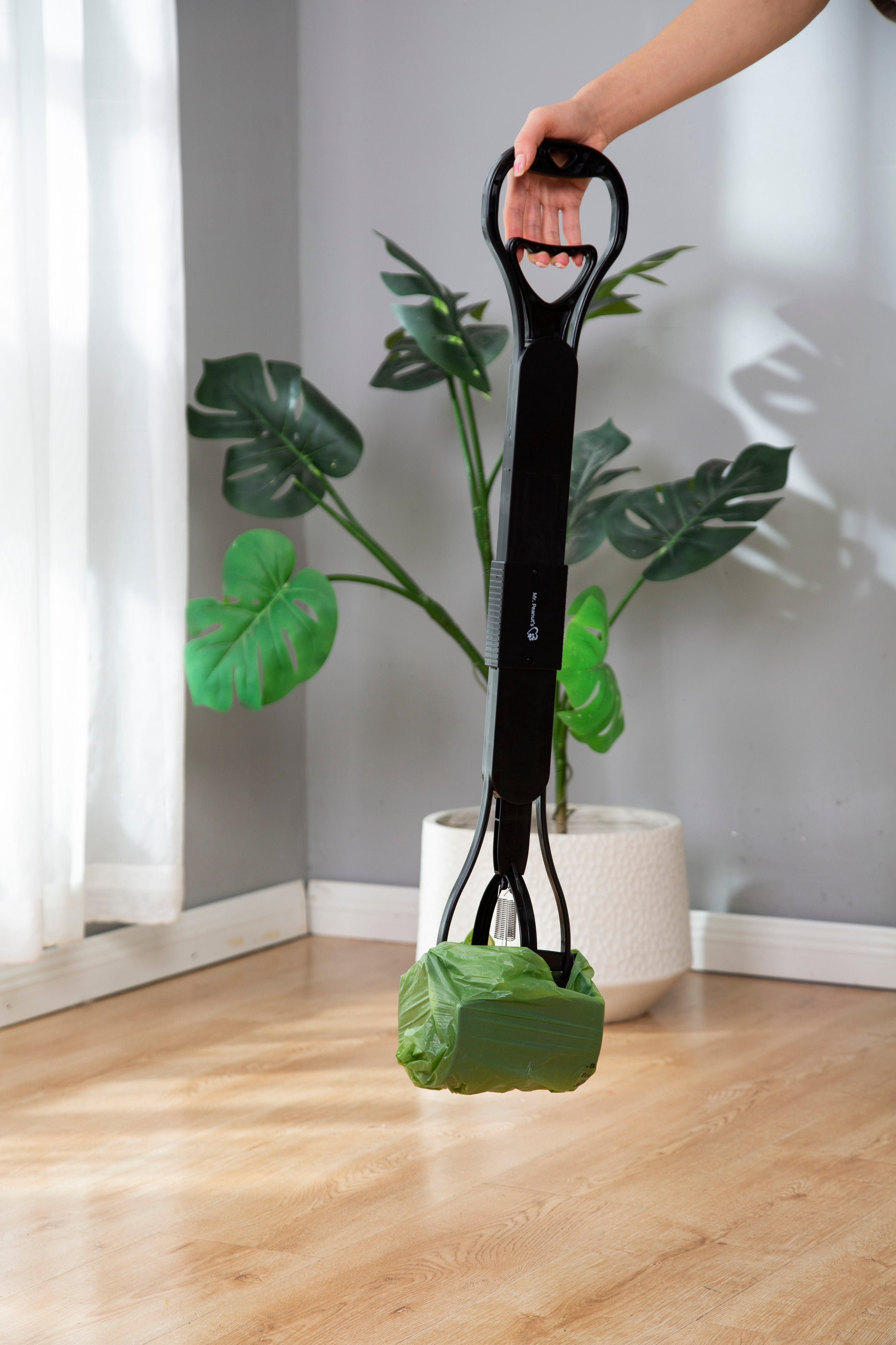 Mr. Peanut's 32" Tall Profile Pooper Scooper - BIG FRENCHIES