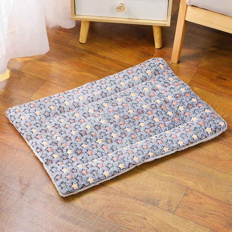 Thicken Flannel Cat Mat – Soft Winter Sleeping Cushion for Cats & Small Dogs - BIG FRENCHIES