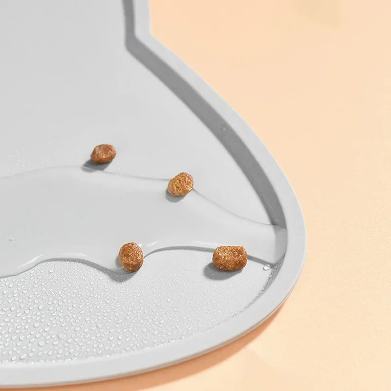Silicone Pet Feeding Mat – Waterproof & Non-Slip Dog Bowl Mat - BIG FRENCHIES