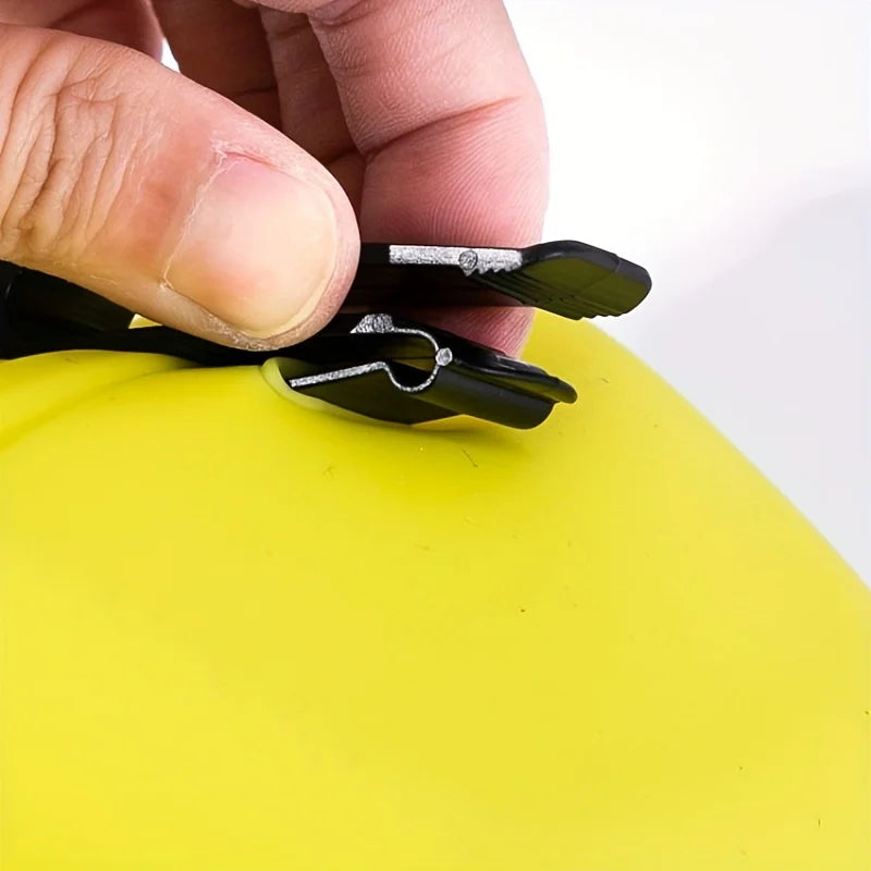 Silicone Dog Treat Bag – Waterproof Portable Training Pouch with Magnetic Clip - BIG FRENCHIES