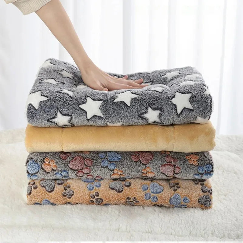 Flannel Pet Sleeping Mat & Dog Bed – Soft, Washable, and Durable - BIG FRENCHIES
