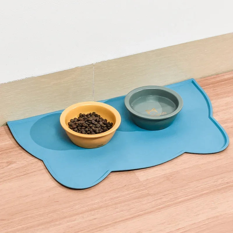 Silicone Pet Feeding Mat – Waterproof & Non-Slip Dog Bowl Mat - BIG FRENCHIES