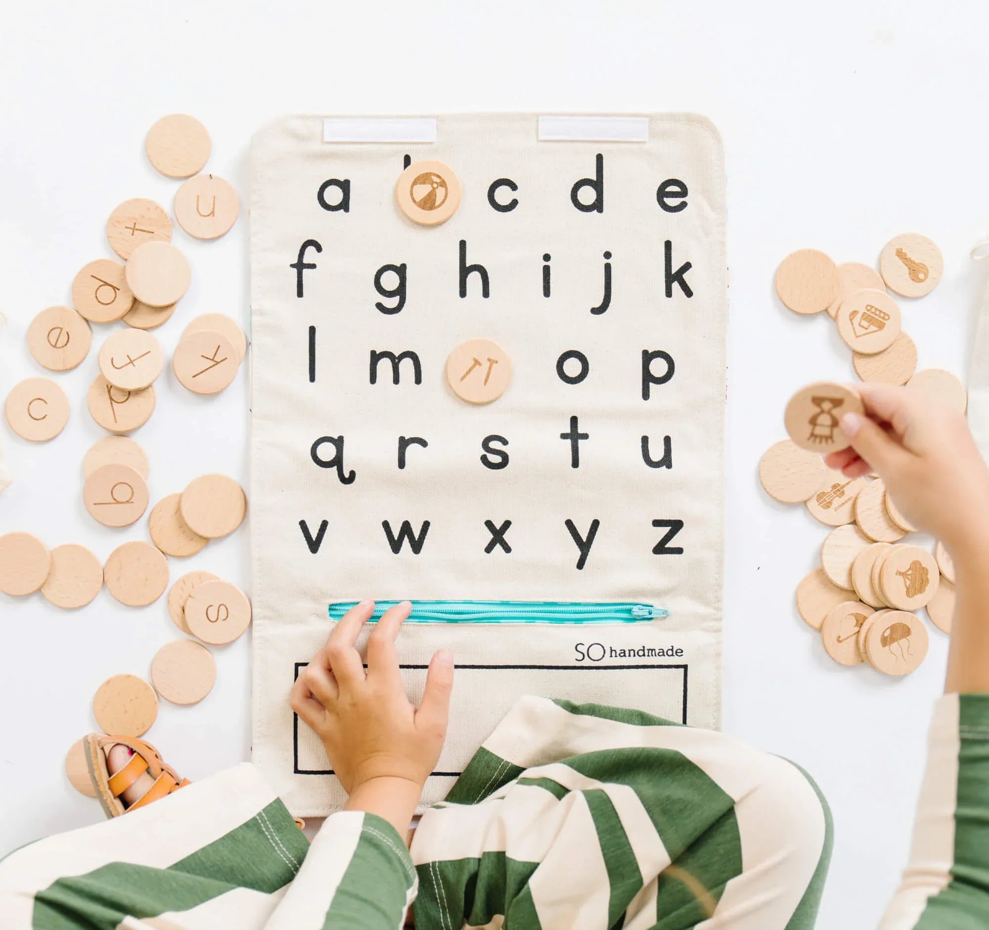 Alphabet Learning Toy: Montessori Letters Matching Game - BIG FRENCHIES