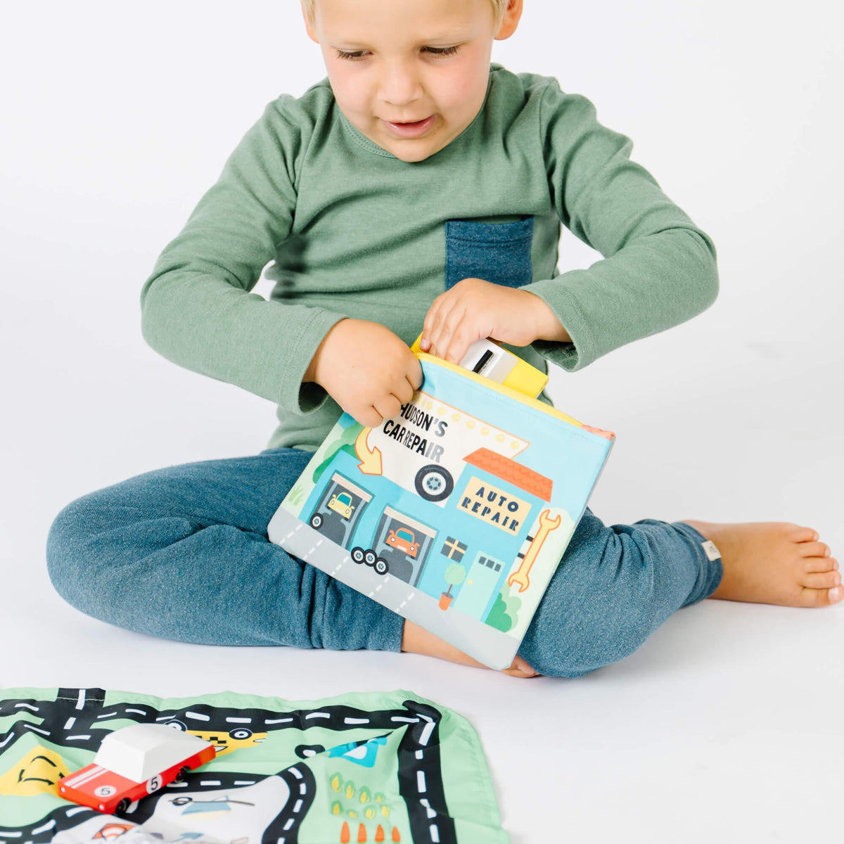 Toy Car Mat & Pouch: All-in-one Travel Entertainment! - BIG FRENCHIES