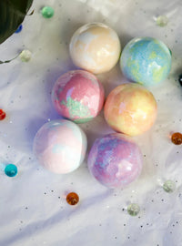 EvolutionUSA 6pc Space Bath Bombs for Boys & Girls, 6 Planet Bath Balls with Toy Hidden Inside, Organic Hypoallerganic Childrens Bathbombs, Cosmic Fun Space Surprise, Gift Set Birthday, Christmas, Easter - BIG FRENCHIES