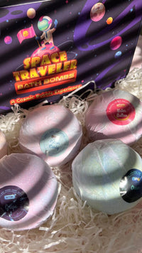 EvolutionUSA 6pc Space Bath Bombs for Boys & Girls, 6 Planet Bath Balls with Toy Hidden Inside, Organic Hypoallerganic Childrens Bathbombs, Cosmic Fun Space Surprise, Gift Set Birthday, Christmas, Easter - BIG FRENCHIES
