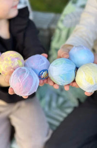 EvolutionUSA Epic Superhero Bath Bombs for Kids, 6 Super Hero Bath Bombs with Toy Inside Bathbombs, Spiderman Bathbomb with Surprise Inside, Bath Balls for Marvel Lovers, Easter Childrens Bath - BIG FRENCHIES
