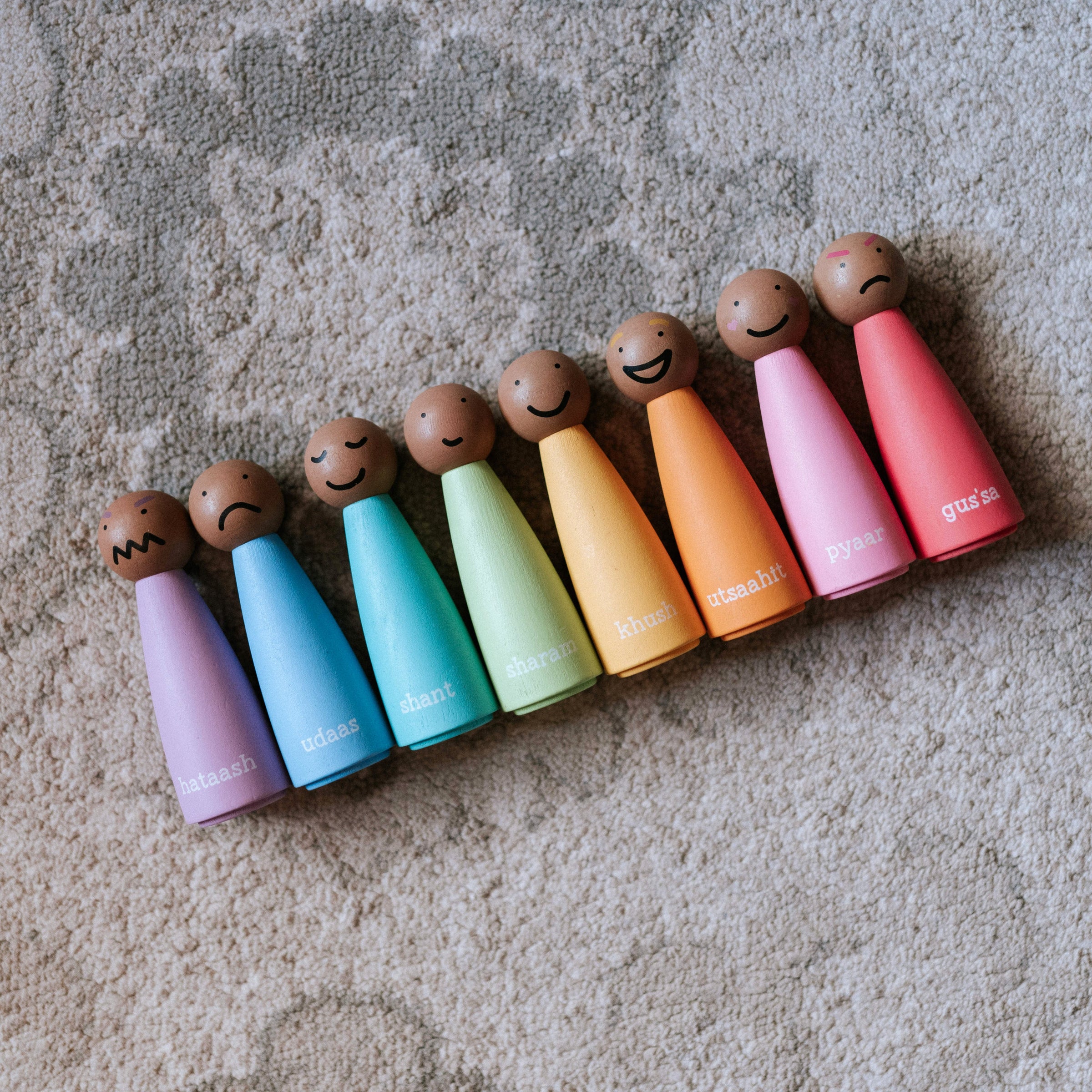 Bilingual Feelings & Emotions Peg Dolls • Gujarati | Hindi | Spanish | English