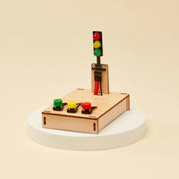 Traffic Lights DIY Kit, Educational STEM Toy - BIG FRENCHIES
