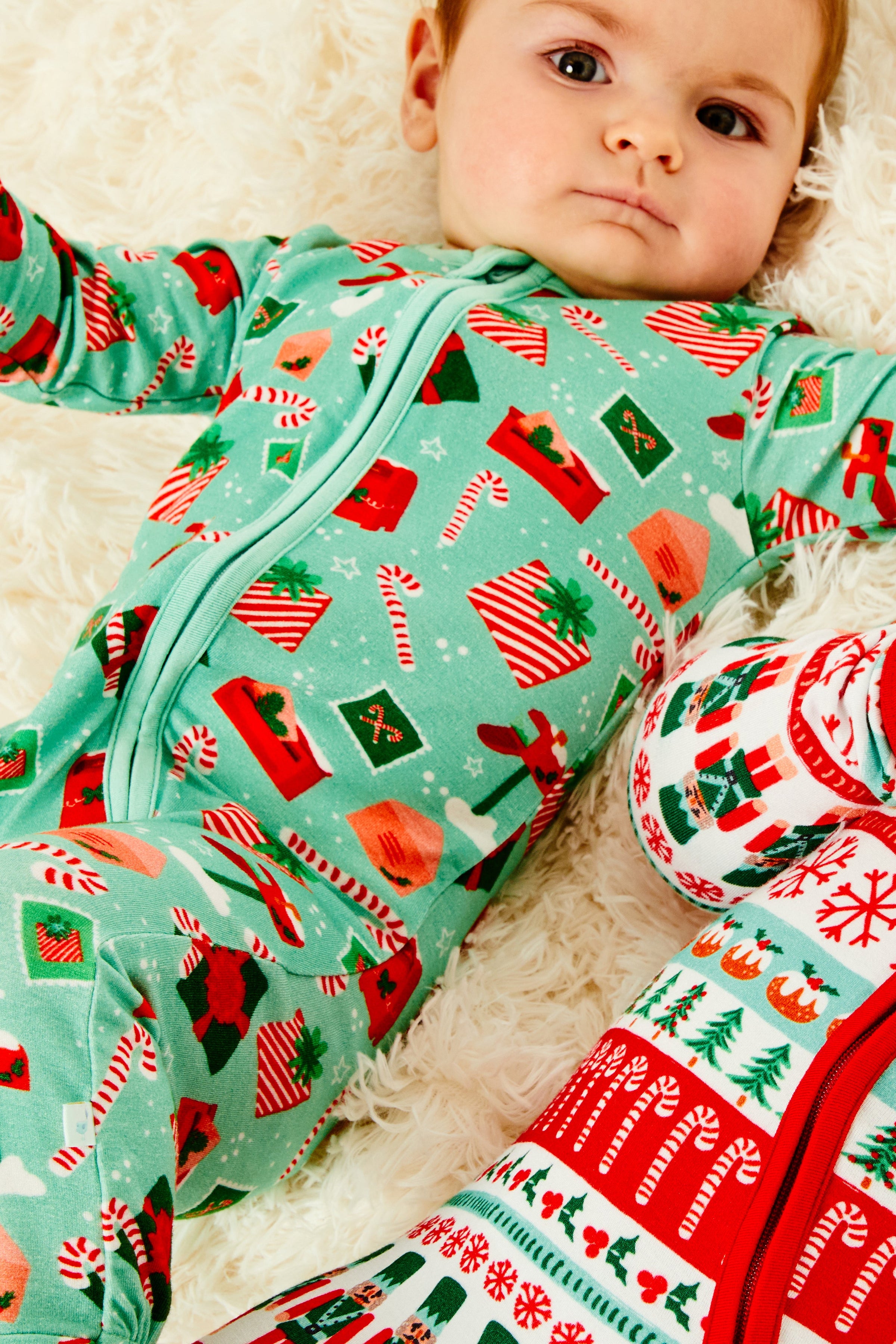 Soft & Stretchy Zipper Footie - Santa Mail