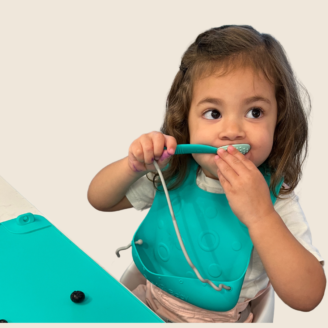 Travel Tether Bib