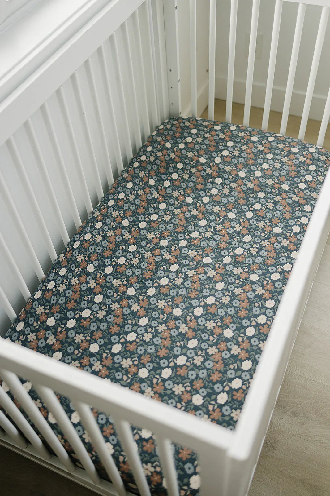 Midnight Floral Muslin Crib Sheet - BIG FRENCHIES