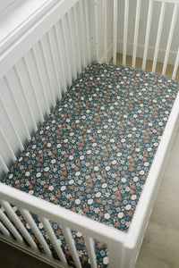 Midnight Floral Muslin Crib Sheet - BIG FRENCHIES