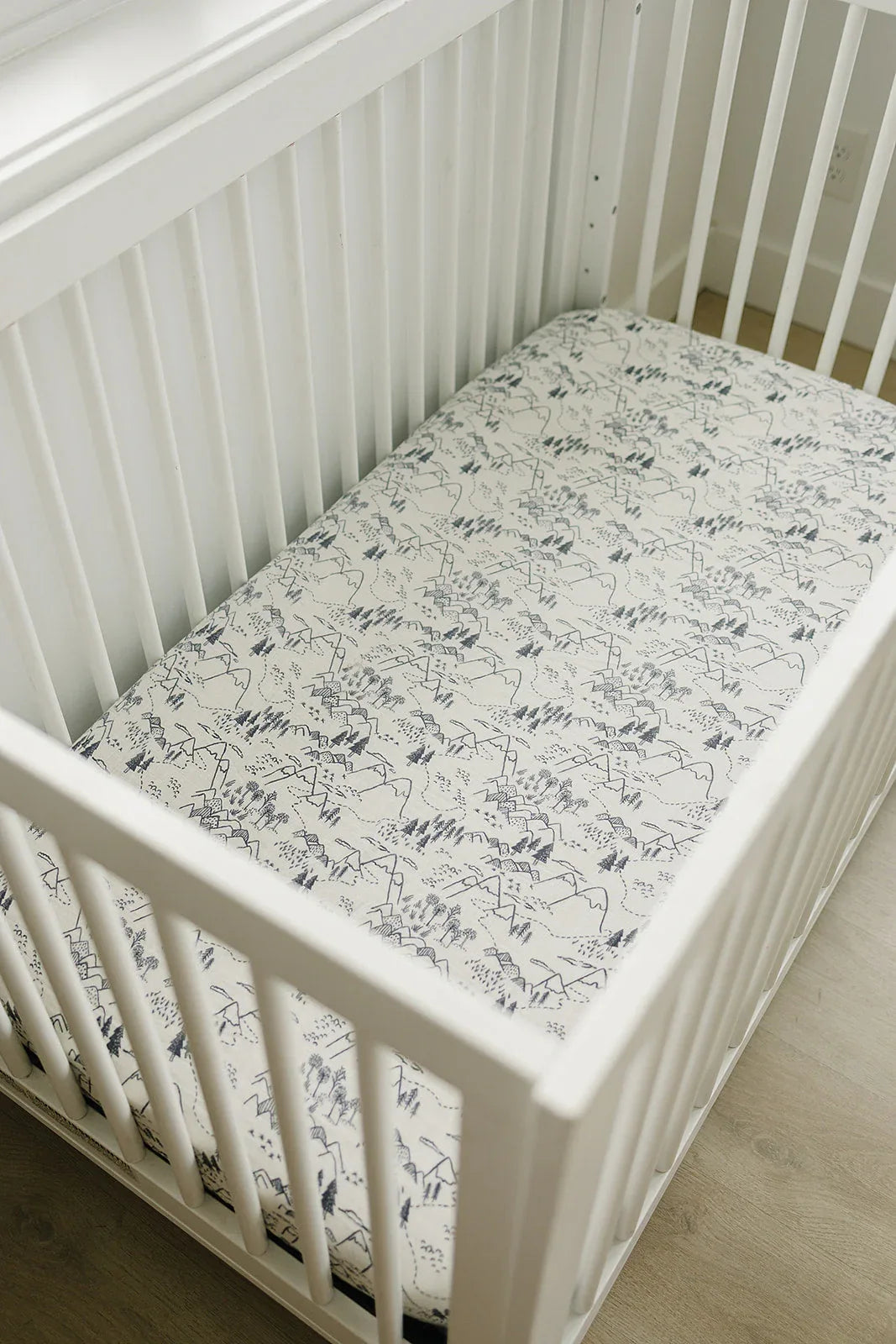 Summit Muslin Crib Sheet - BIG FRENCHIES