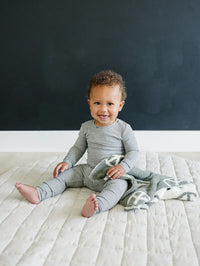 Peace Plush Blanket - BIG FRENCHIES