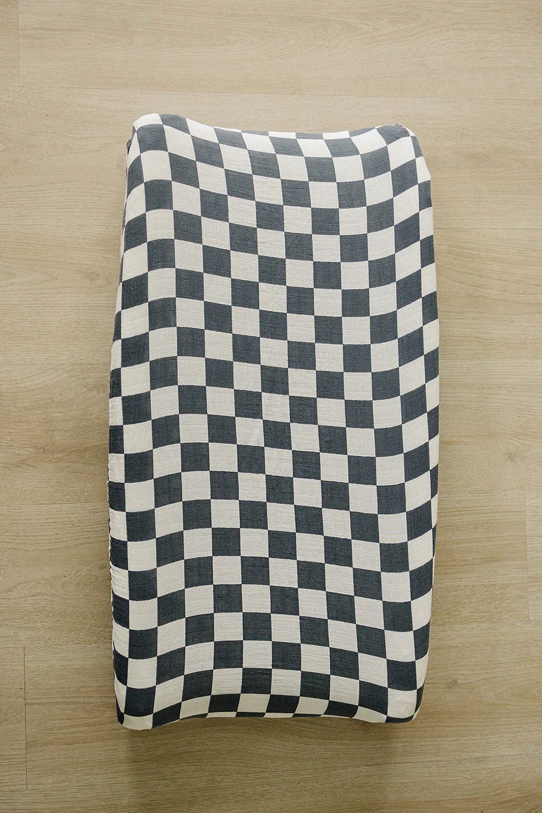 Charcoal Checkered Muslin Changing Pad Cover - BIG FRENCHIES