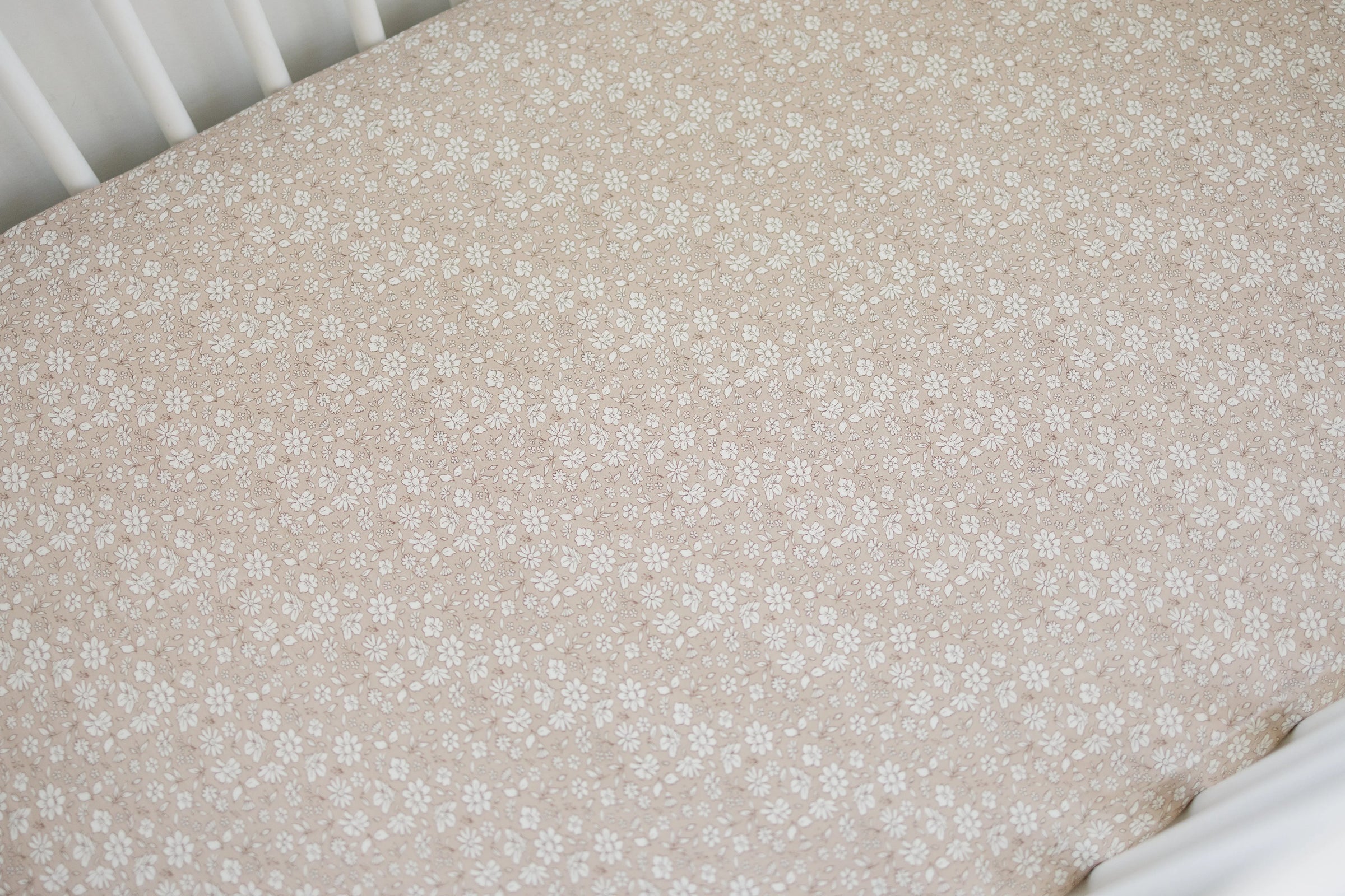 Dainty Ditsy Bamboo Crib Sheet - BIG FRENCHIES