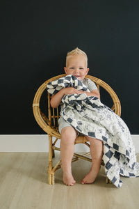 Charcoal Checkered + Summit Muslin Quilt - BIG FRENCHIES