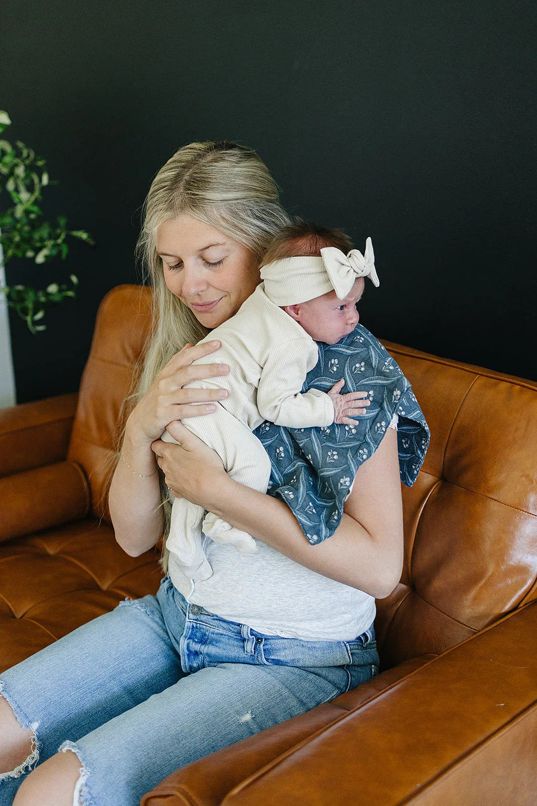 Navy Berry Muslin Burp Cloth - BIG FRENCHIES