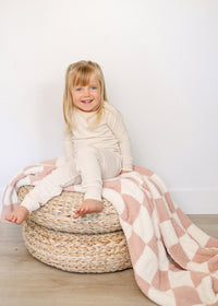 Pink Checkered Plush Blanket - BIG FRENCHIES