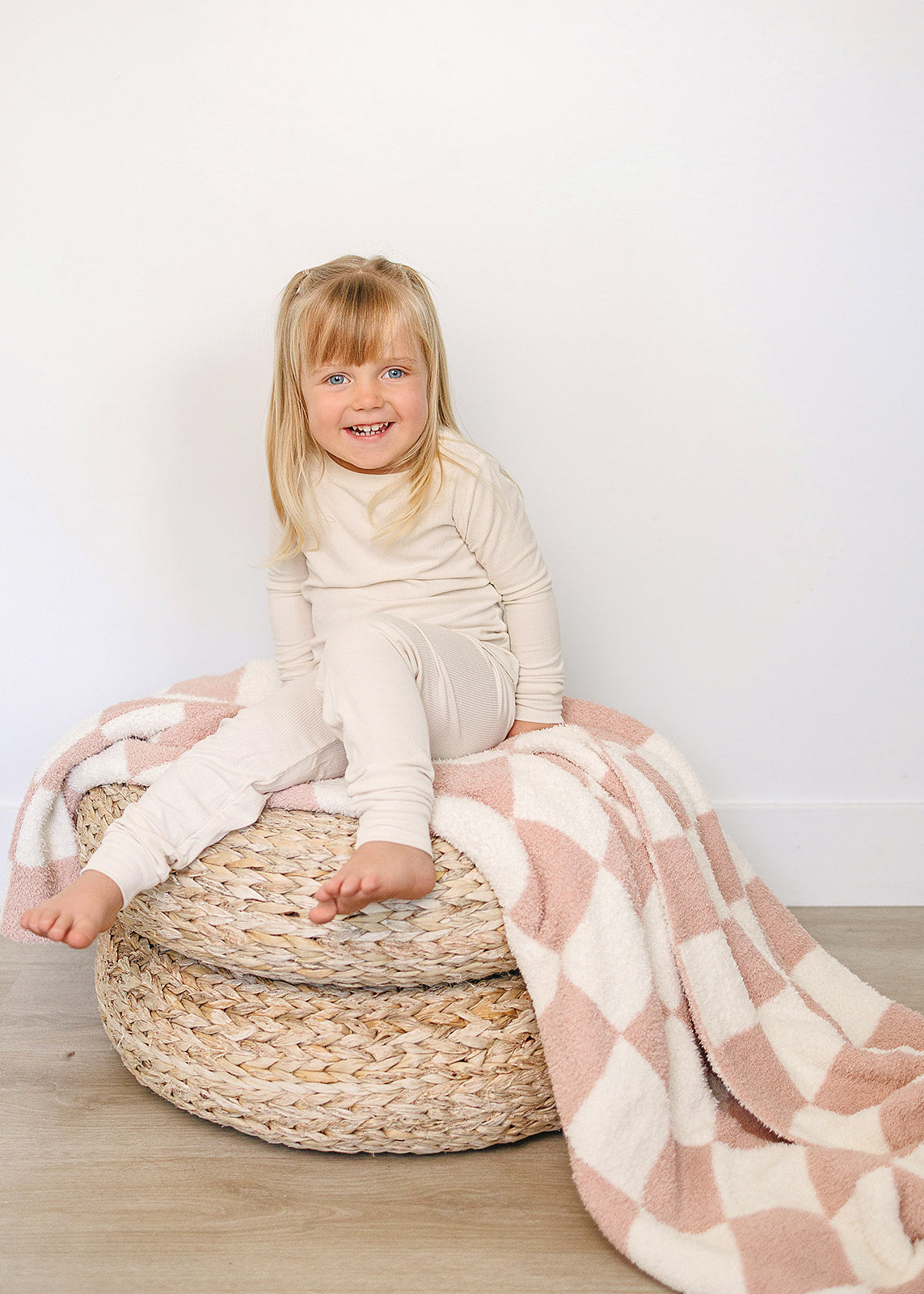 Pink Checkered Plush Blanket - BIG FRENCHIES