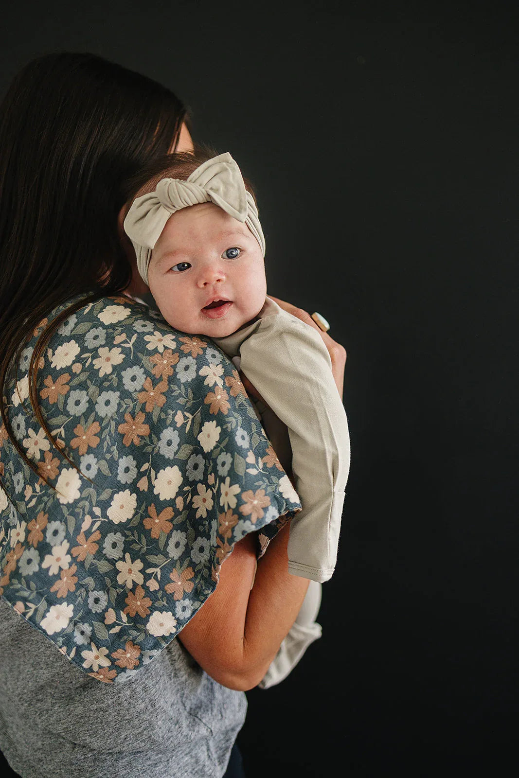 Midnight Floral Muslin Burp Cloth - BIG FRENCHIES