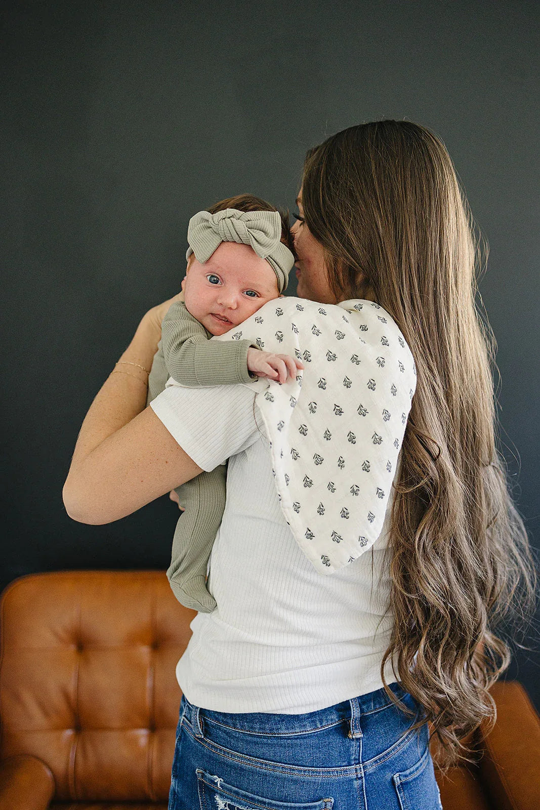 Cream Berry Muslin Burp Cloth - BIG FRENCHIES