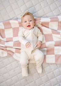 Pink Checkered Plush Blanket - BIG FRENCHIES