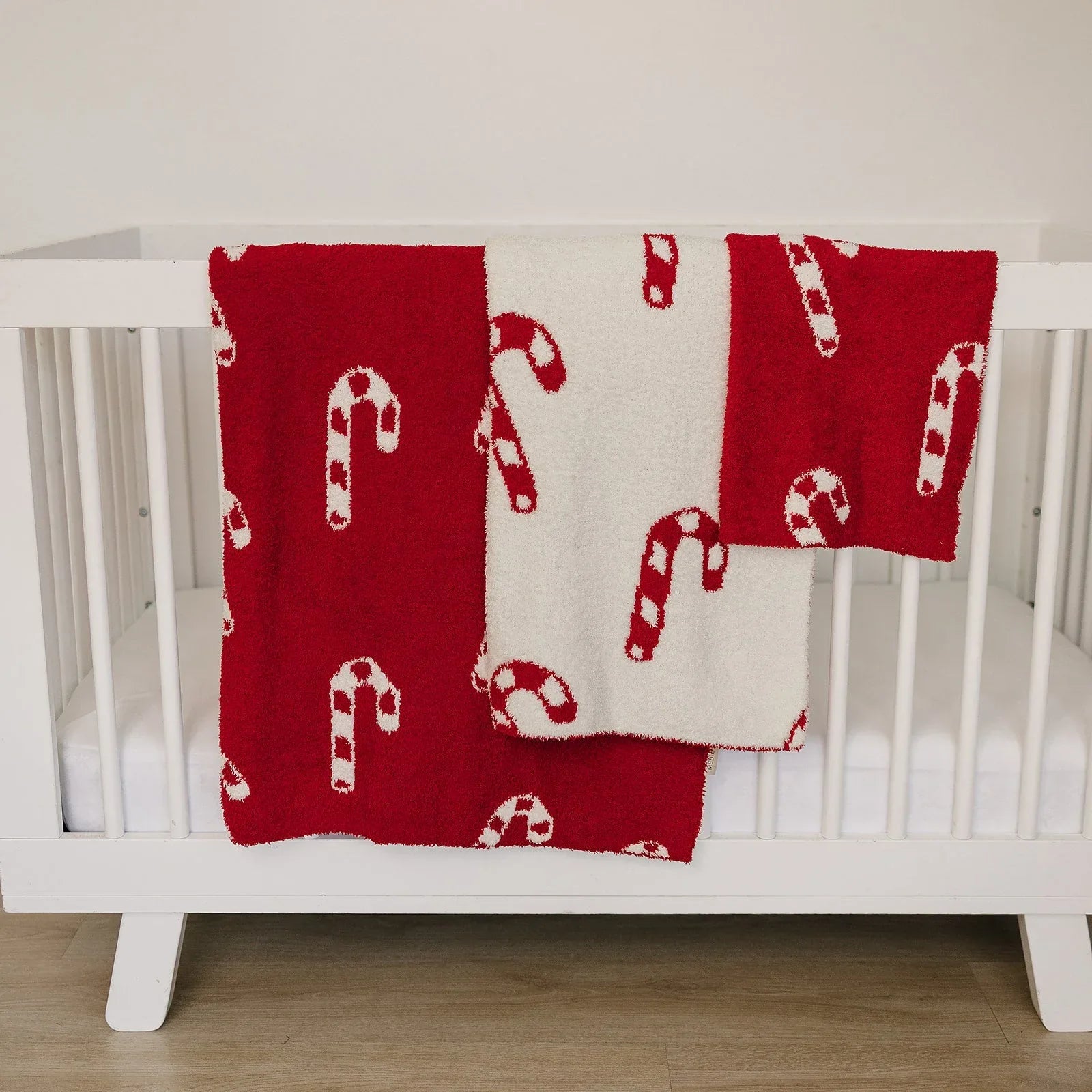 Candy Cane Plush Blanket - BIG FRENCHIES