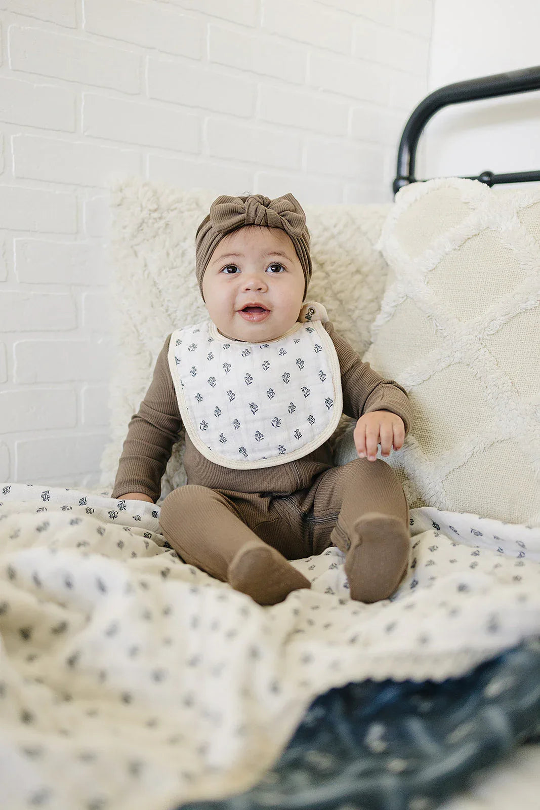 Cream Berry Classic Muslin Bib - BIG FRENCHIES