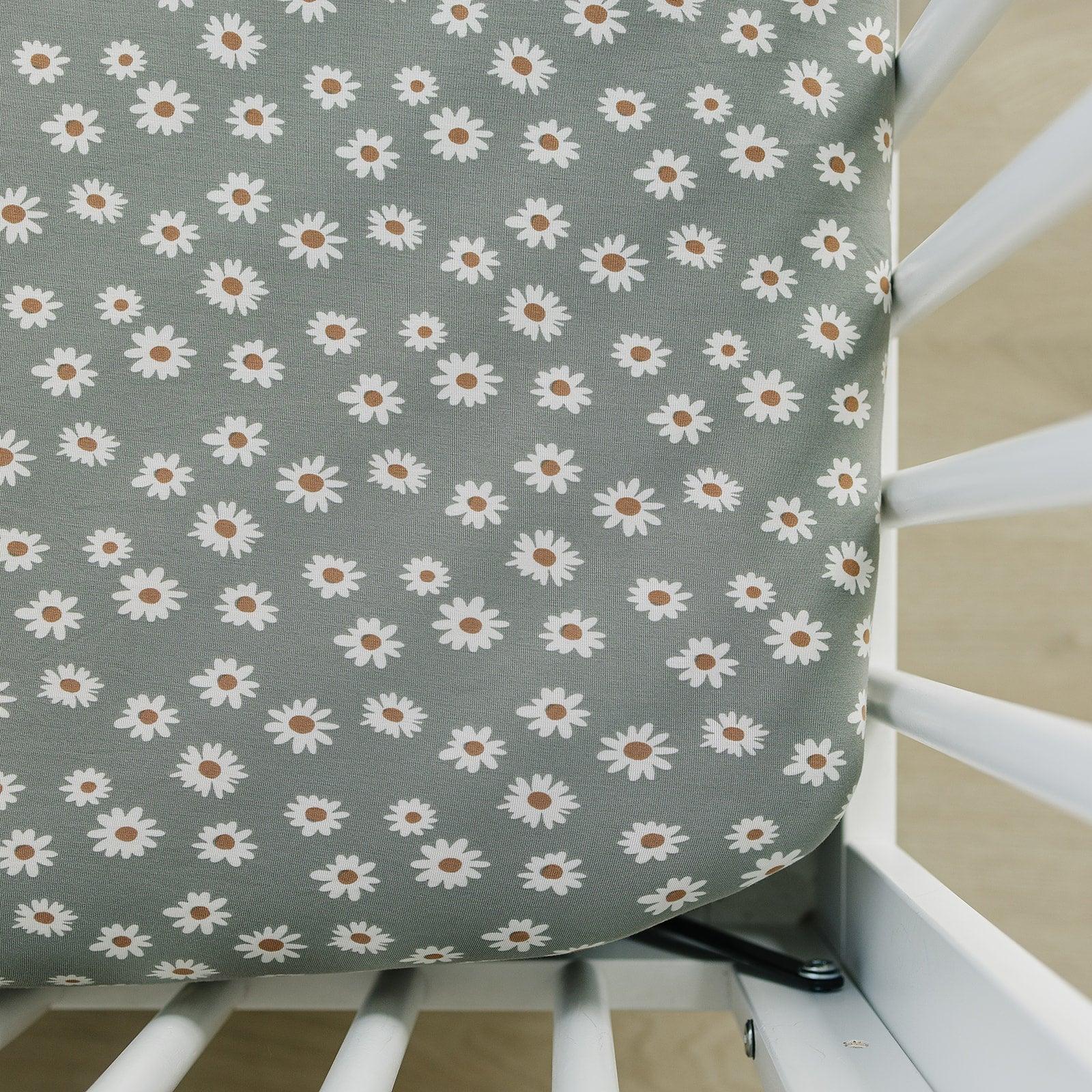 Light Green Daisy Bamboo Stretch Crib Sheet - BIG FRENCHIES