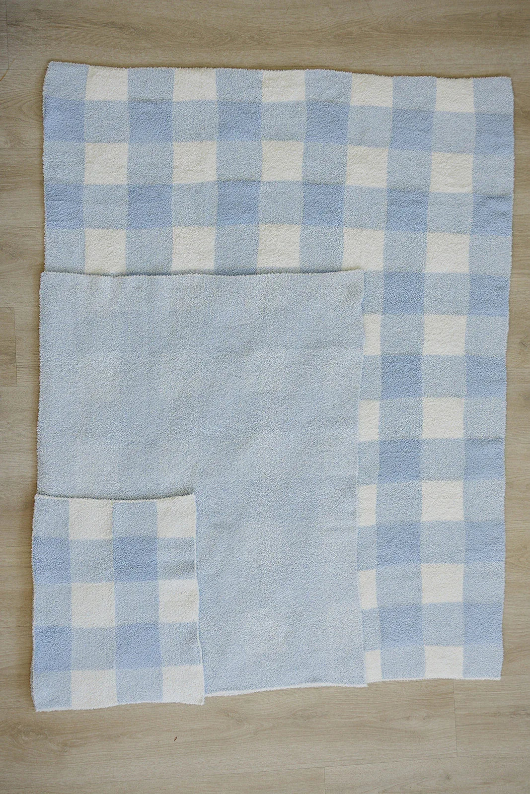 Light Blue Plaid Plush Blanket - BIG FRENCHIES