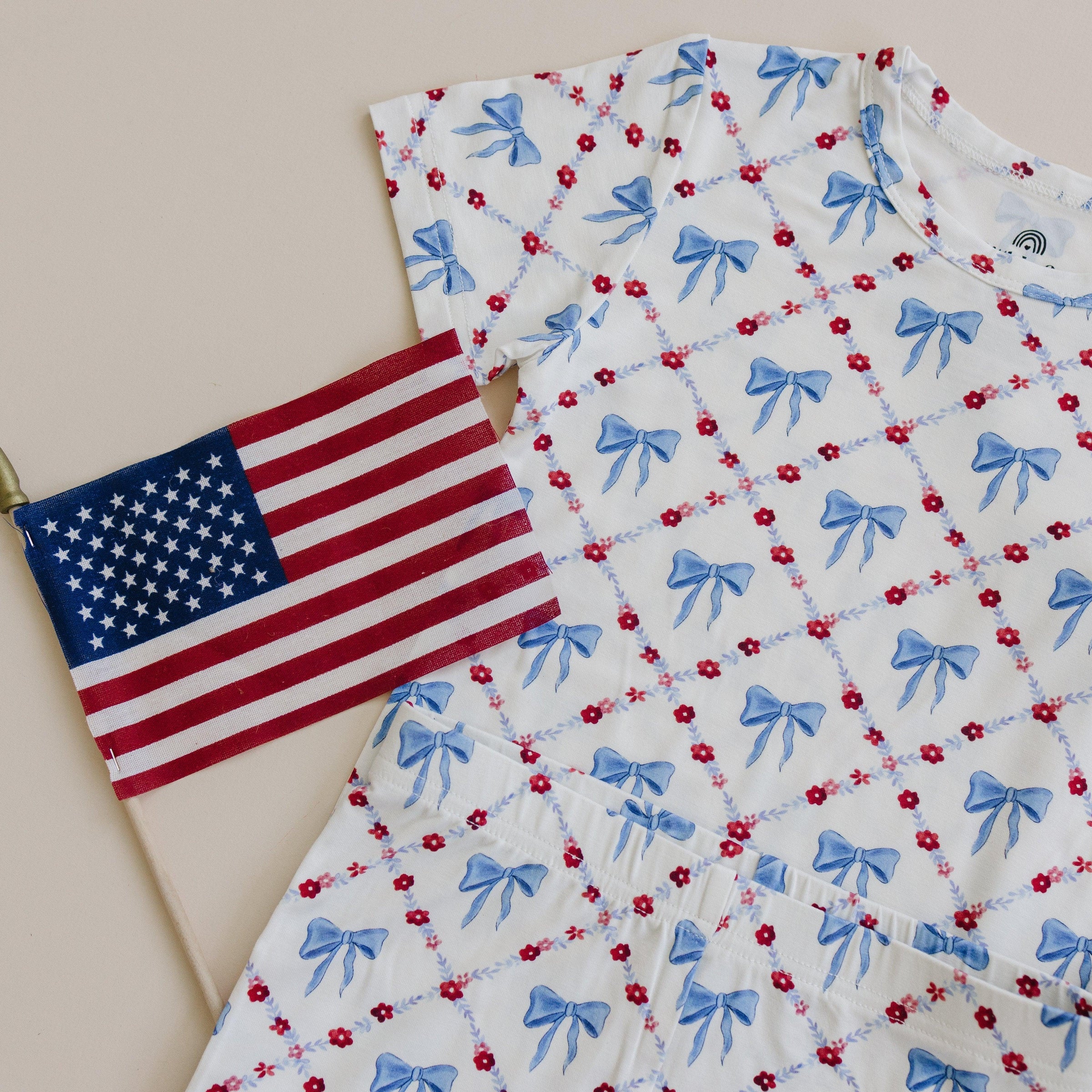 Red White & Bows 2pc Bamboo Pajamas - BIG FRENCHIES