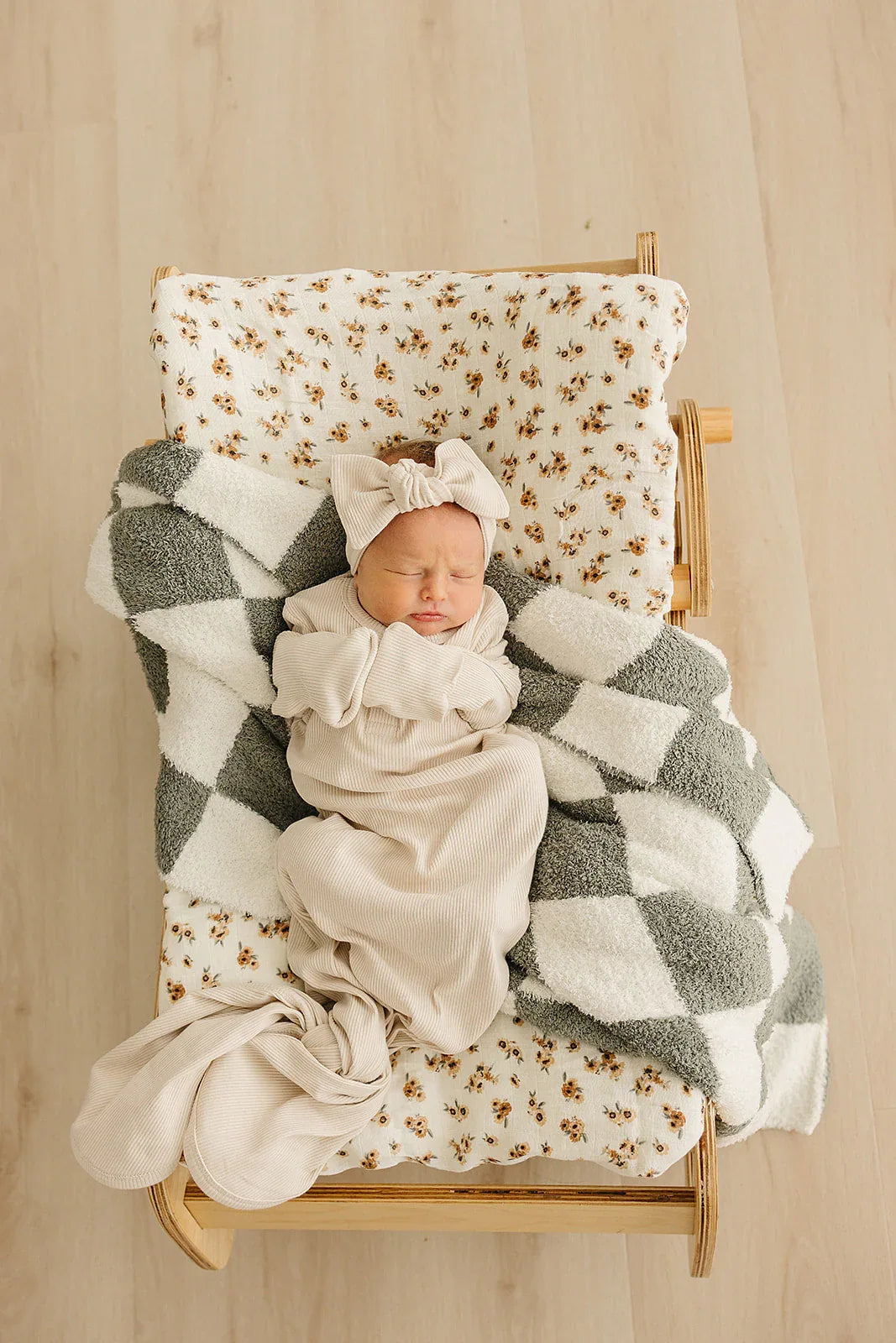 Green Checkered Plush Blanket - BIG FRENCHIES