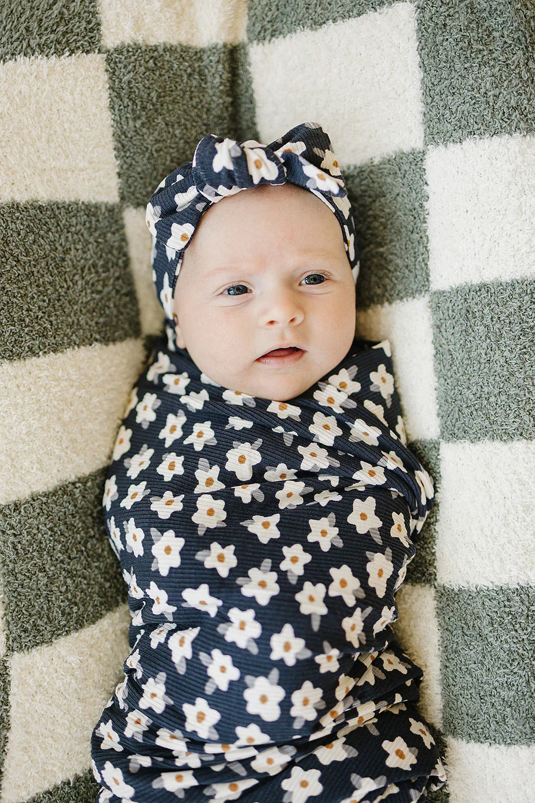 Navy Daisy Ribbed Bamboo Stretch Swaddle - BIG FRENCHIES