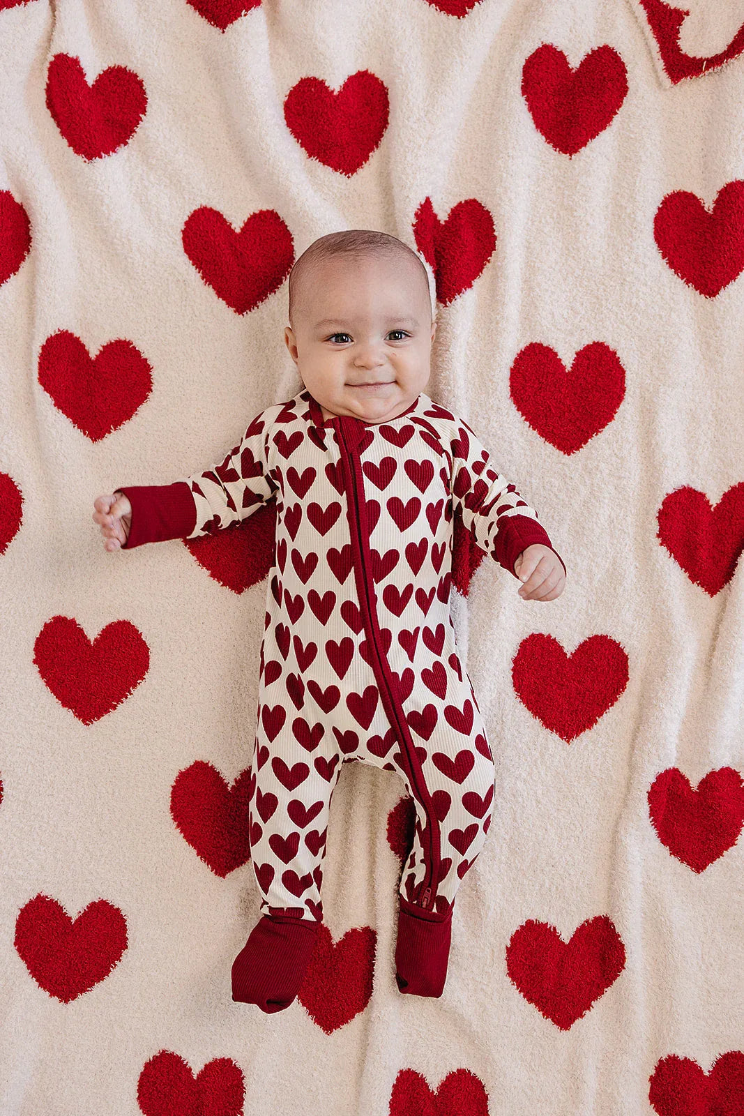 Hearts Plush Blanket - BIG FRENCHIES