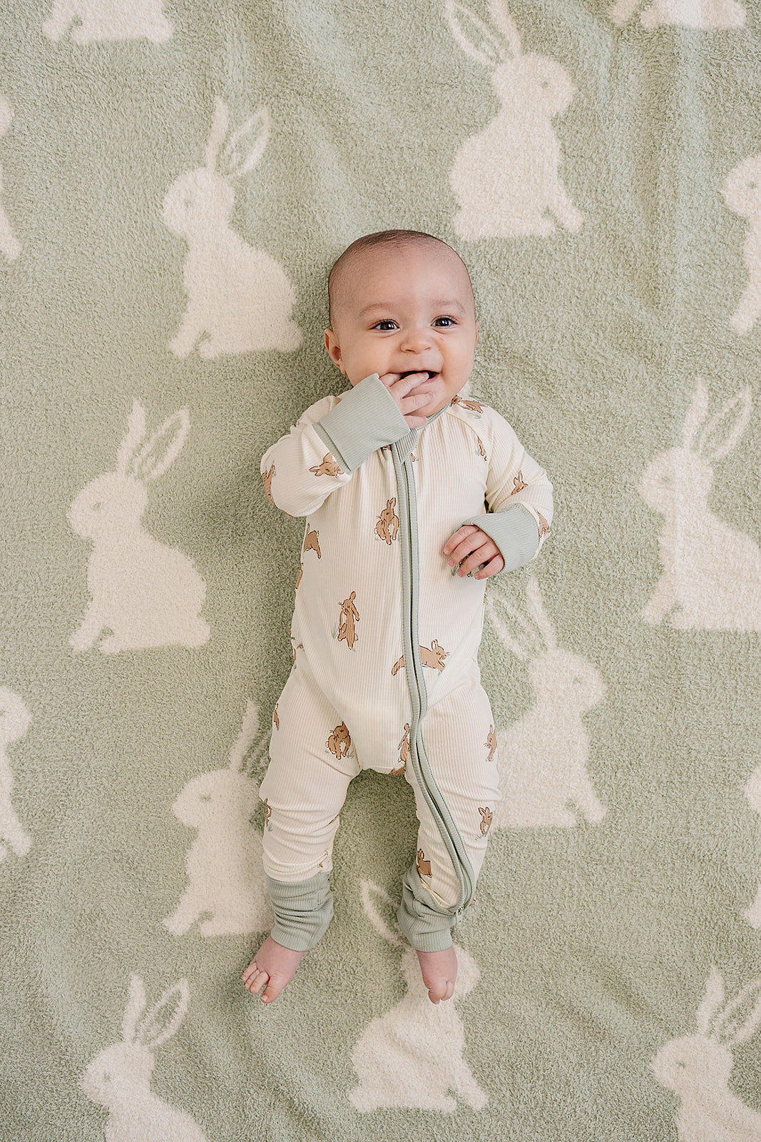 Bunny Plush Blanket - BIG FRENCHIES